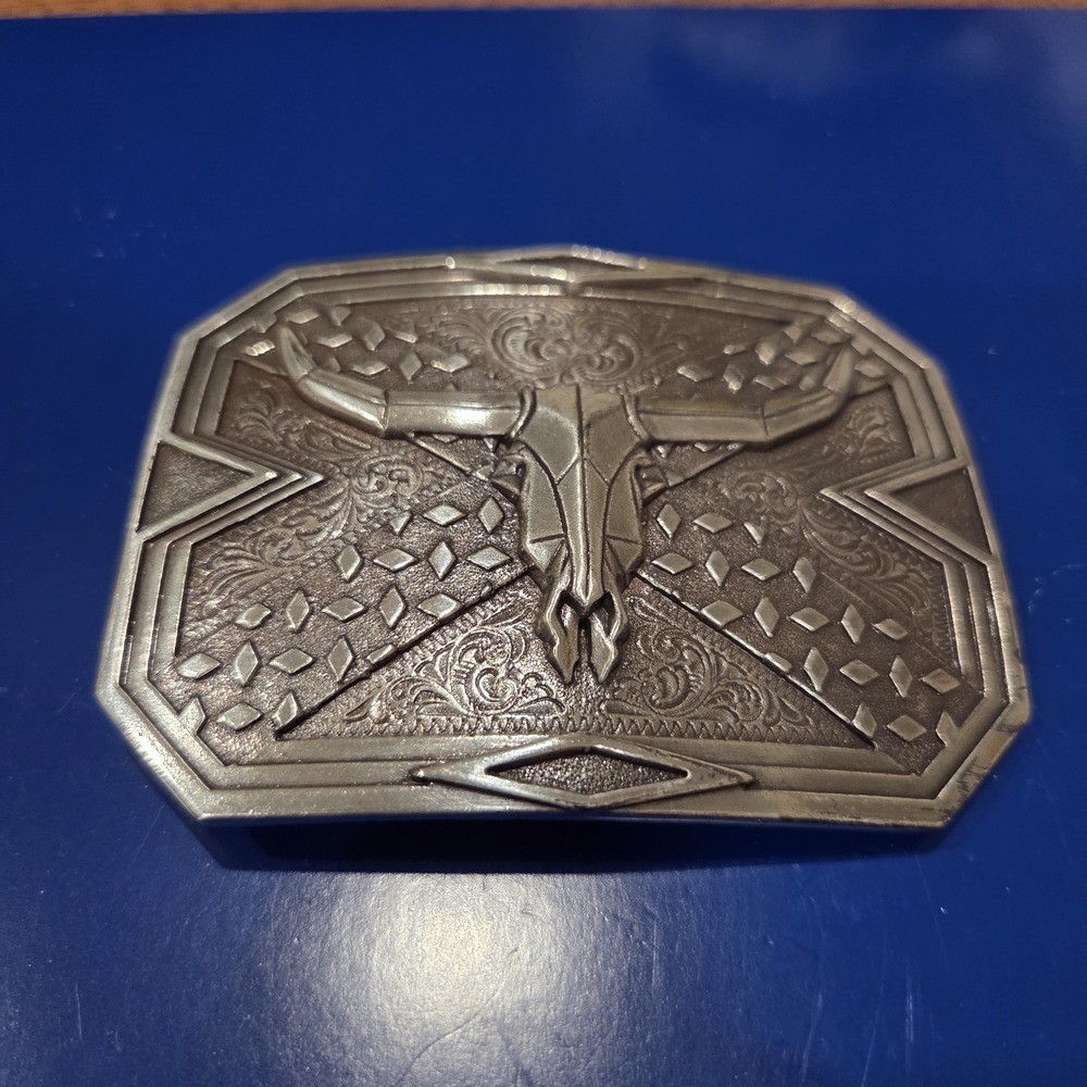 Western Longhorn Steer Head Pewter Tone Belt Buckle Geometric Design